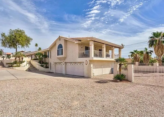 Breakwater Retreat Pool, Spa, Game Room, Boat Parking Lake Havasu City