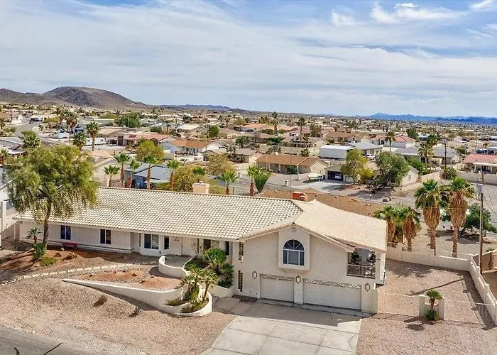 Breakwater Retreat Pool, Spa, Game Room, Boat Parking * Lake Havasu City