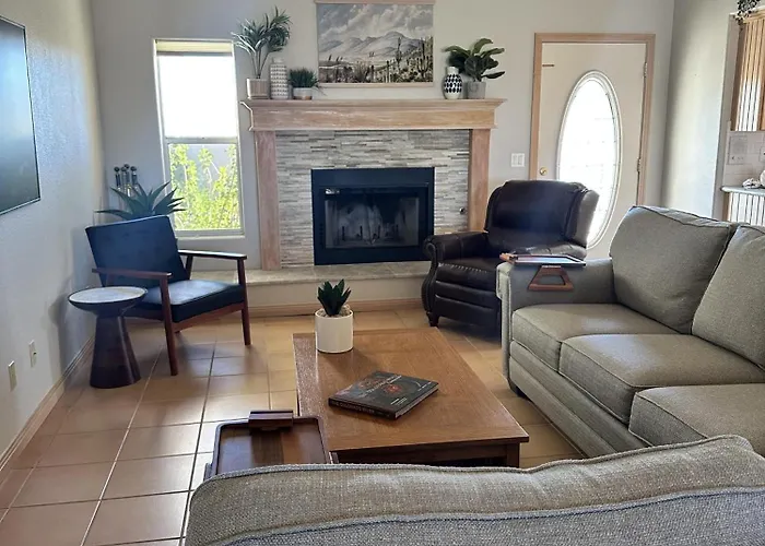 Breakwater Retreat Pool, Spa, Game Room, Boat Parking *